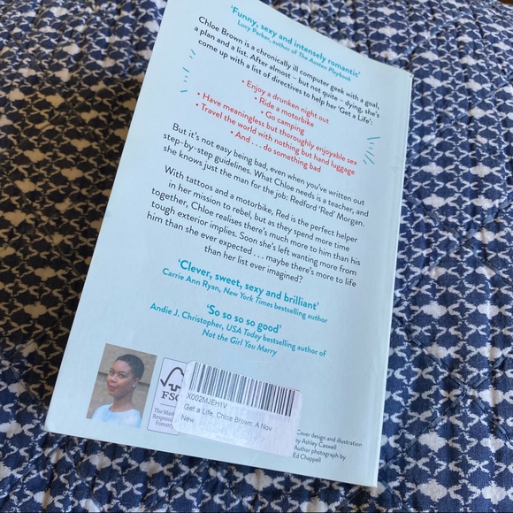 🍍 Book: Get a Life, Chloe Brown by Talia Hibbert - Picture 8 of 10